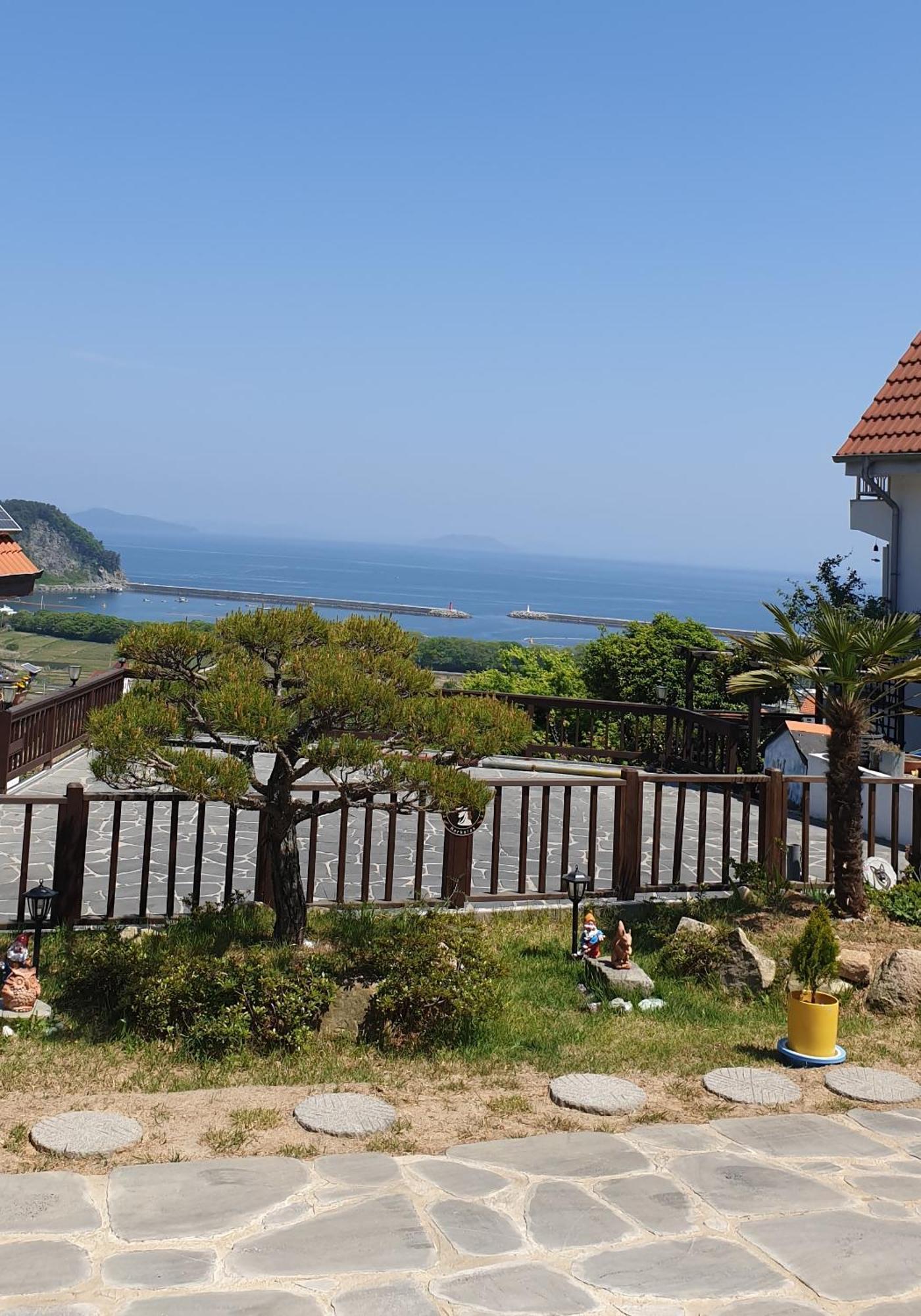 Herkules Namhae German Village Esterno foto